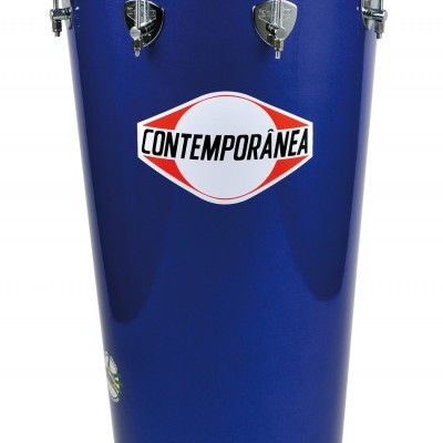 Repique azul da marca Contemporânea com pele branca e ferragens metálicas