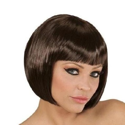 Peruca curta castanho escuro tipo bob com franja