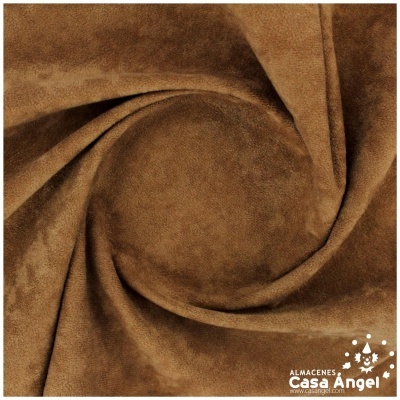Tecido castanho aveludado enrolado em espiral com logótipo 'Almacenes Casa Angel'