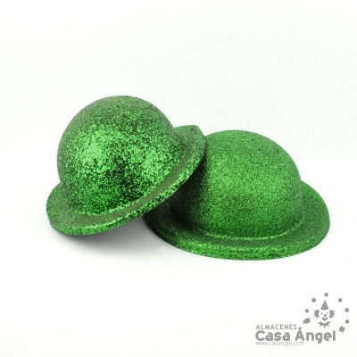Dois chapéus verdes com glitter