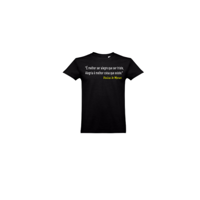 T-shirt preta com texto em branco e amarelo