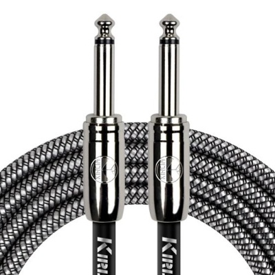 Cabo de áudio jack 6,35 mm com cabo trançado preto e cinza e conectores metálicos