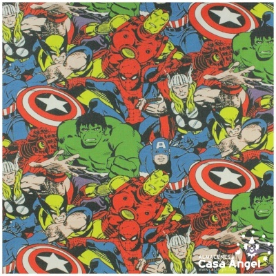 Tecido estampado com personagens dos Avengers em várias cores