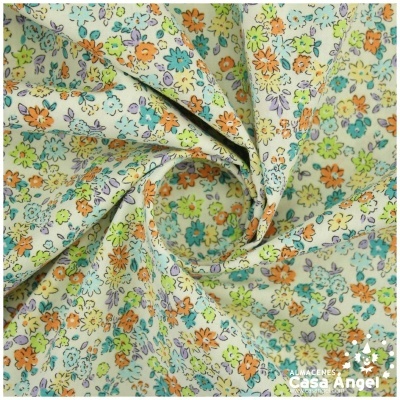 tecido floral colorido em tecido algodão