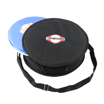 Bolsa preta redonda com raquete de mesa azul e logótipo CONTEMPORÂNEA