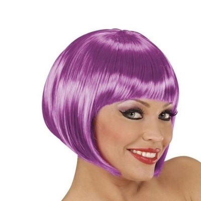 Peruca roxa curta estilo bob com franja lisa