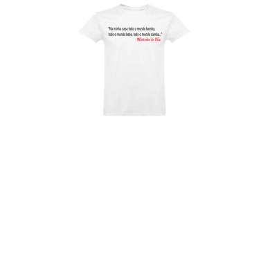 T-shirt branca com texto em preto e vermelho