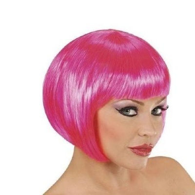 Peruca rosa curta estilo bob com franja reta