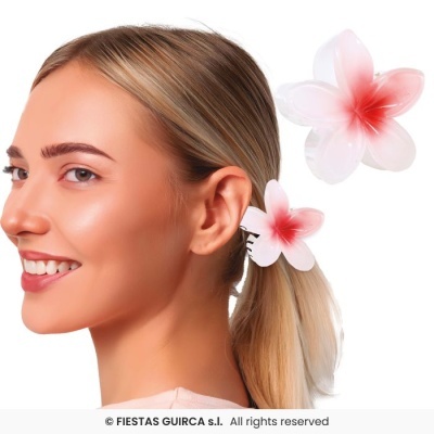 Pente de cabelo flor branca com centro vermelho em cabelo loiro