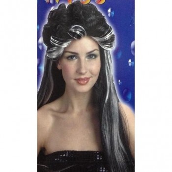 Peruca longa preta com mechas brancas em modelo feminina