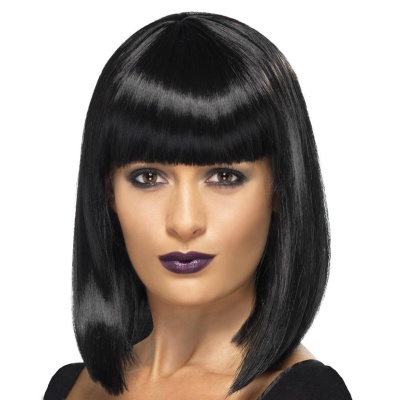 Peruca preta lisa com corte bob e franja reta