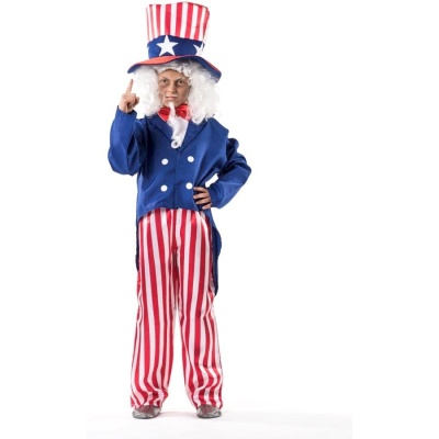 Criança com fato de Uncle Sam azul, vermelho e branco