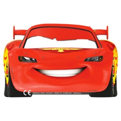Máscara do personagem Lightning McQueen, vermelha e amarela, com olhos e sorriso grandes