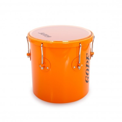 Balde metálico laranja com tampa e alças metálicas