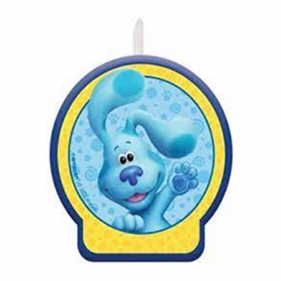 Vela de aniversário com imagem do cão azul do desenho animado Blue's Clues com contorno amarelo e azul.
