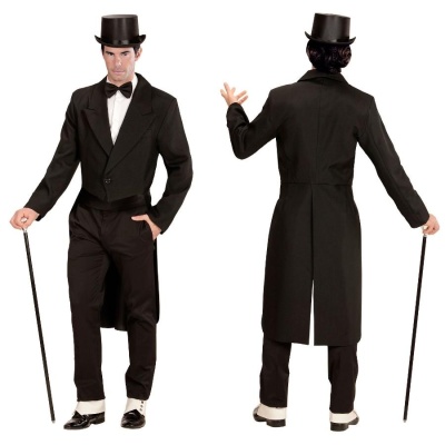 Homem com fato clássico preto e chapéu coco, segurando bengala, visto de frente e de costas