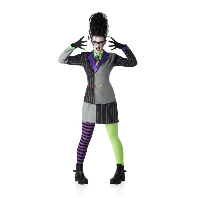 Pessoa com vestido blazer riscas pretas e cinzentas, collant bicolor, luvas e botas pretas.