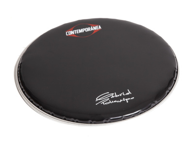 Cabeçote preto para instrumento de percussão com logotipo CONTEMPORÂNEA e assinatura Gabriel Polleapipo