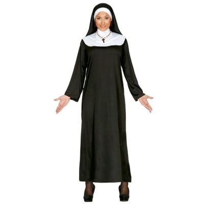 Fato de freira preto e branco com túnica longa e véu