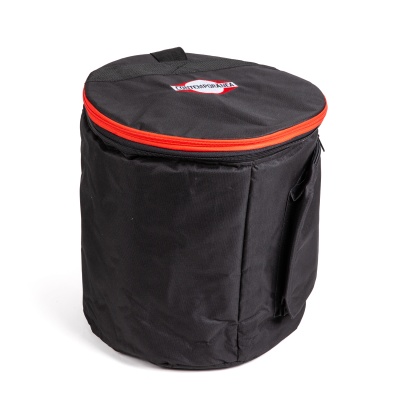 Estojo preto redondo com fecho vermelho e etiqueta camdeckone