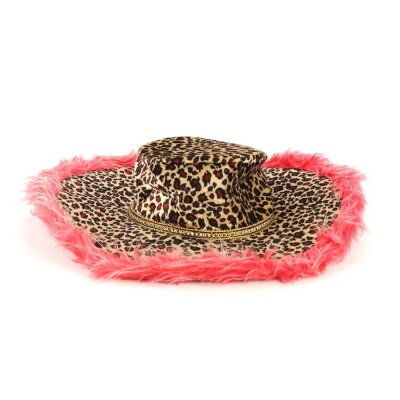 Chapéu com padrão animal print e borda de penas rosa