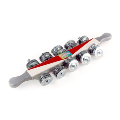 pandeireta de madeira com platinelas metálicas prateadas