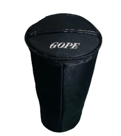 Bolsa preta cilíndrica com texto GOPE na tampa