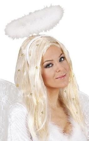 Mulher vestida de anjo com auréola e asas brancas