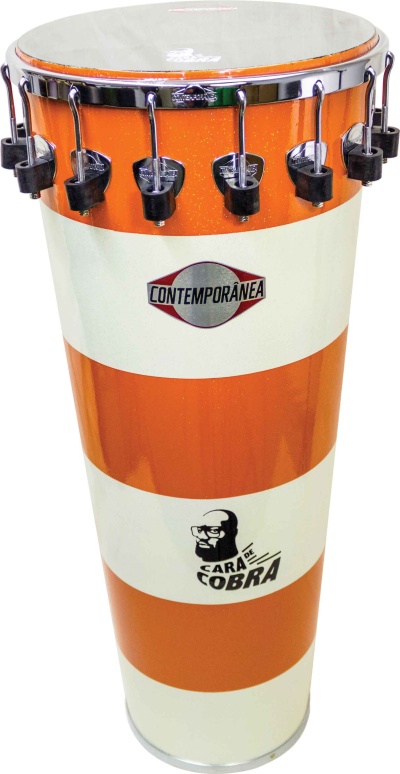 Tambor Contemporânea Cara de Cobra listrado em laranja e branco com afinações pretas e acabamento cromado