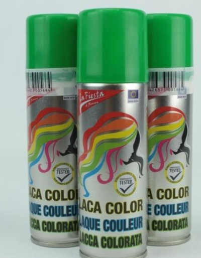 Três latas de spray de tinta com tampa verde e rótulo metálico colorido