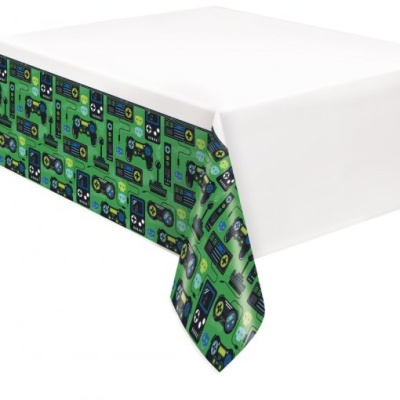 Toalha de mesa branca com faixa decorativa lateral com padrão de comandos de videojogos verdes e pretos
