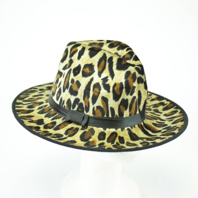 Chapéu fedora animal print castanho e preto com faixa preta