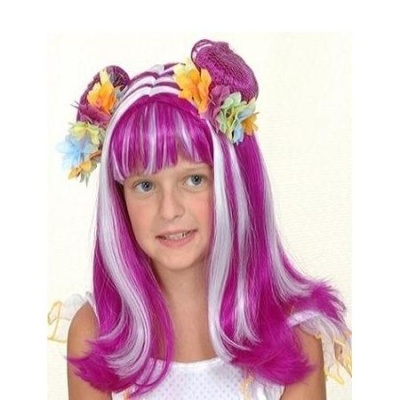 Peruca roxa e branca com flores artificiais em criança