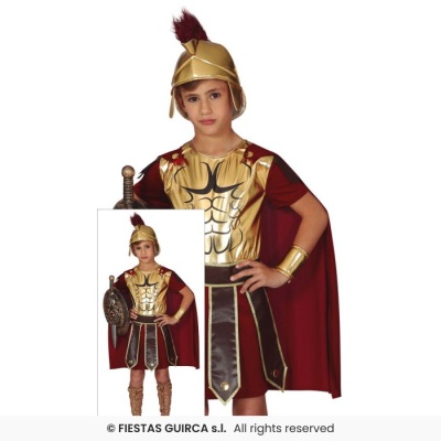 Criança vestida com fantasia de romano dourada e vermelha, com capacete e capa