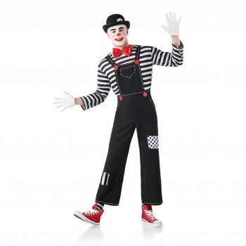 Fato de palhaço com camisa às riscas preto e branco, calças pretas, sapatos vermelhos, gravata vermelha, luvas brancas e chapéu preto.