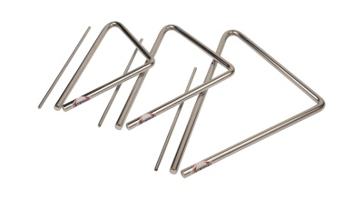 Três suportes triangulares metálicos prateados lado a lado