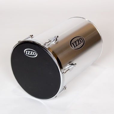 Tambor metálico prateado com pele preta e logotipo IZZO