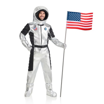 Fato de astronauta prateado com detalhes pretos e bandeira dos EUA