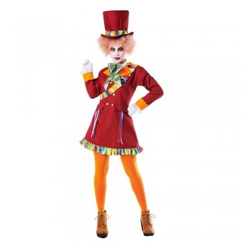 Mulher com fato colorido e chapéu alto vermelho num fundo branco