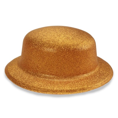 Chapéu tipo coco dourado brilhante sobre fundo branco