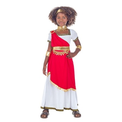 Criança com vestido branco e vermelho com detalhes dourados