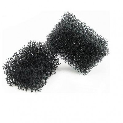 Dois cubos pretos com estrutura em rede e textura porosa