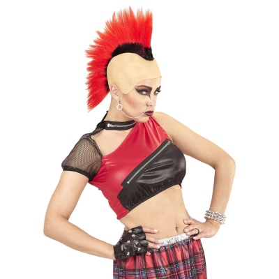 Top cropped vermelho e preto com manga de rede e fecho de correr, usado com acessórios punk