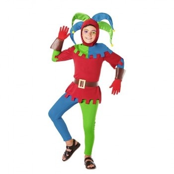Criança vestida com traje colorido de bobo da corte, incluindo chapéu com sinos, luvas e cinto.