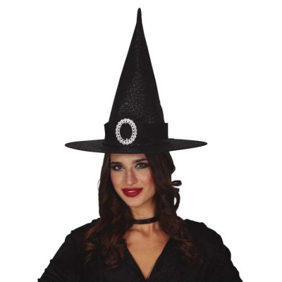 Chapéu de bruxa preto pontudo com fivela prateada