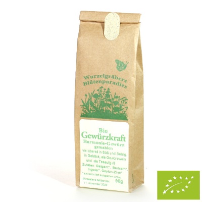 Saco de papel castanho com etiqueta branca e verde contendo especiarias bio