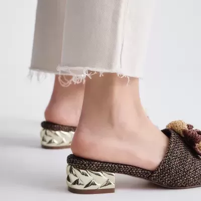 EXÉ :: KATY-401 RAFFIA BROWN