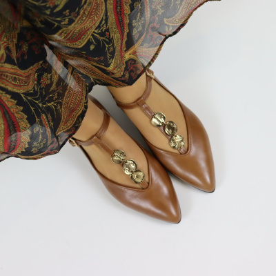 DANIELASHOES :: Sapato camel com aplicação DANIELASHOES :: Sapato camel com aplicação
