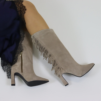 DANIELASHOES ::  Bota camurça com franjas