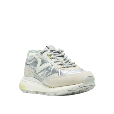 VICTORIA :: Sapatilhas Prateadas